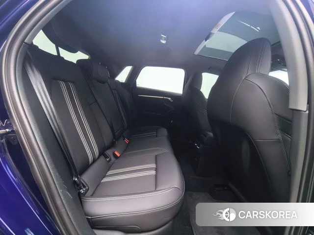 Audi A3 2023 Синий из Китая, фото 3