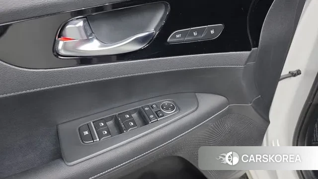 Kia The New K3 2nd generation 2021 Белый из Кореи, фото 3