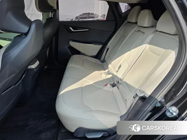 Kia EV6 2022 Черный из Кореи, фото 3