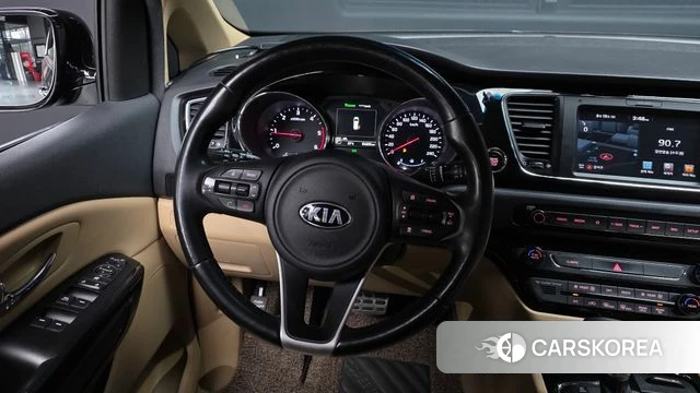 Kia All New Carnival 2018 Черный из Кореи, фото 3