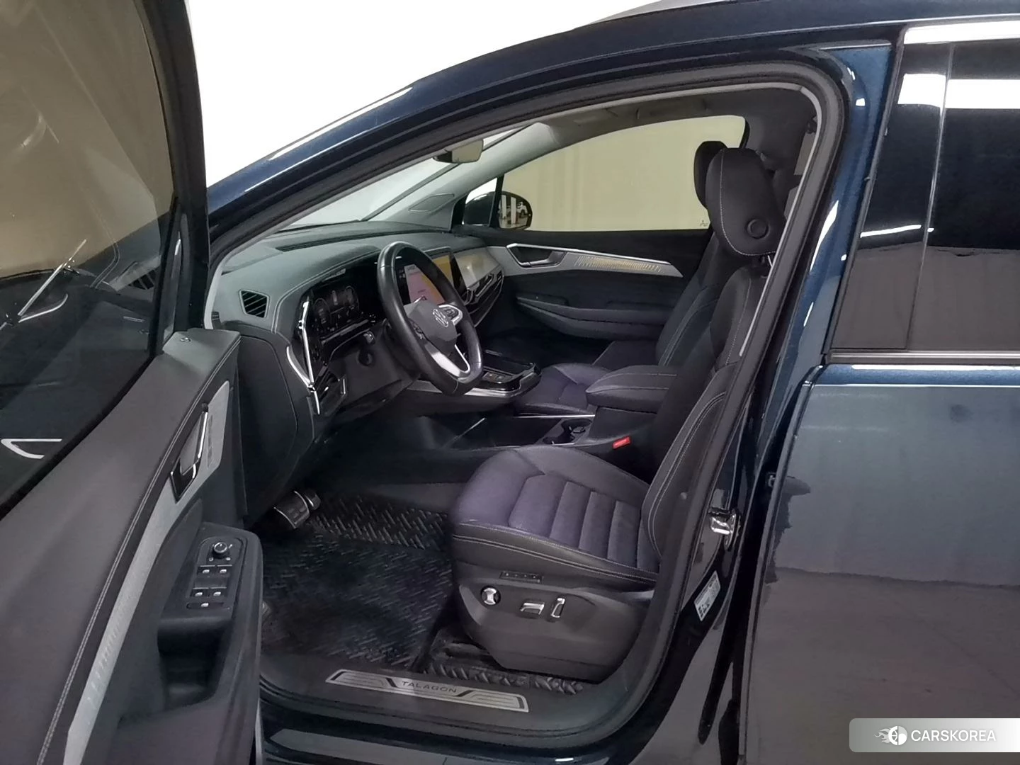 Volkswagen Talagon 2022 Синий из Китая, фото 3