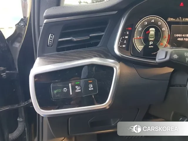 Audi A6 (C8) 2021 Синий из Кореи, фото 3