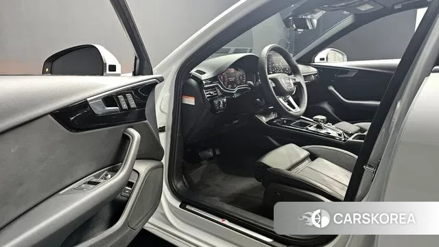 Audi A4 (B9) id 3007743 из Кореи 3