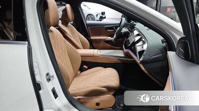 Mercedes-Benz E-Class W214 2024 Белый из Кореи, фото 3