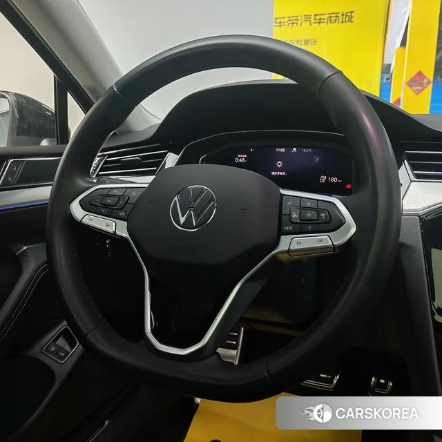 Volkswagen Magotan PHEV 2024 Черный из Китая, фото 3