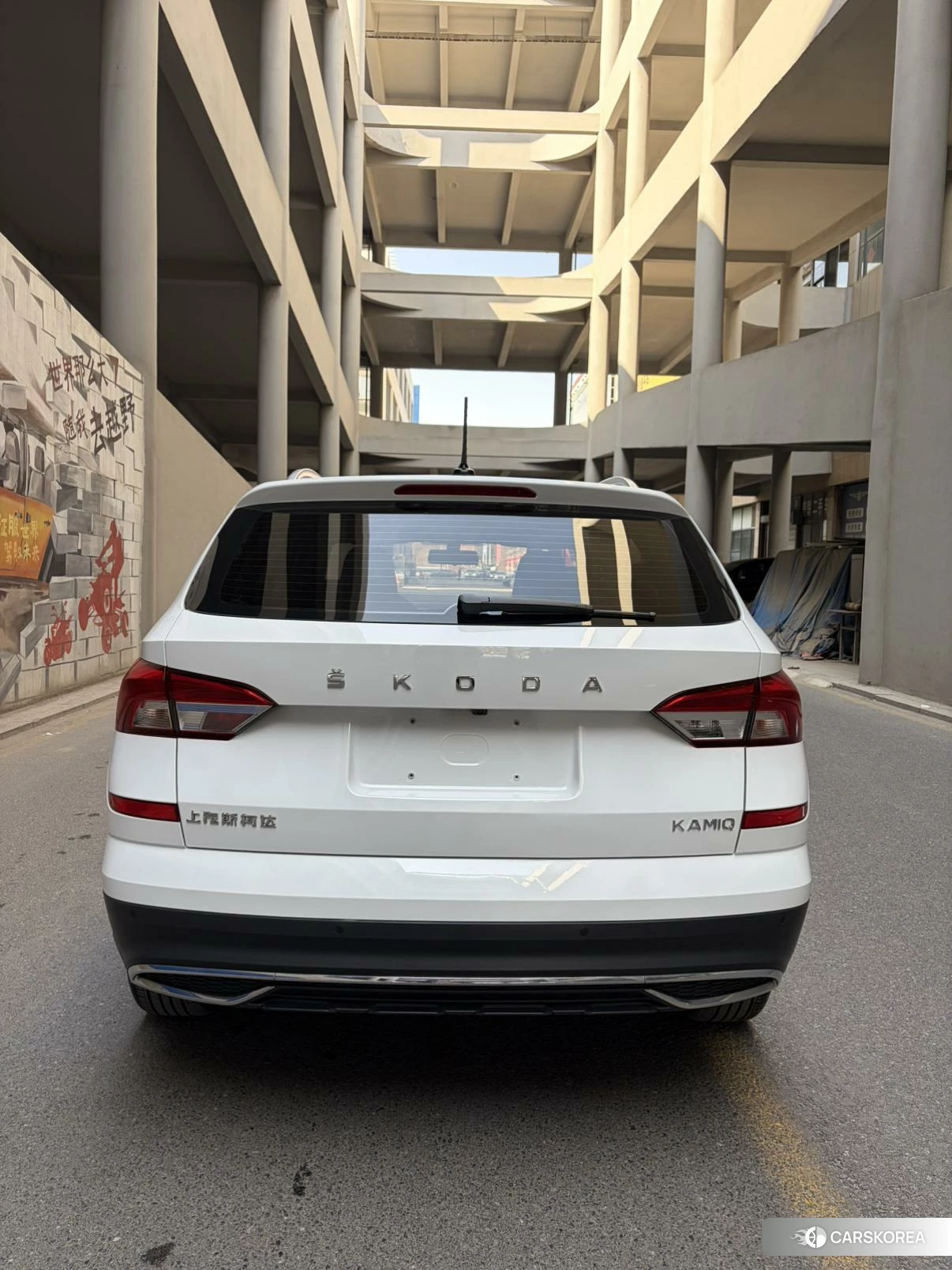 Skoda Komick 2022 Белый из Китая, фото 3