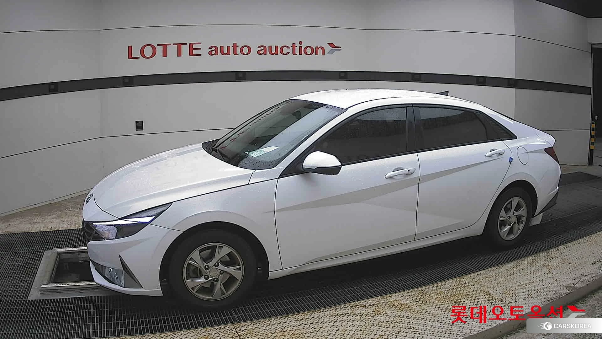 Hyundai Avante 2021 Polar White из Кореи, фото 3