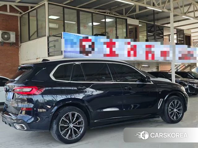 BMW X5 2023 Черный из Китая, фото 3
