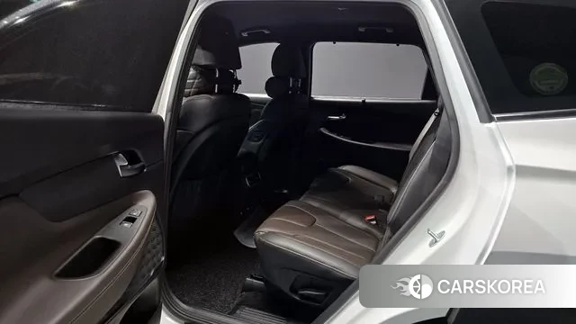 Hyundai The New Santa Fe 2022 Белый из Кореи, фото 3