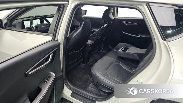 Kia EV6 2022 Жемчужный цвет из Кореи, фото 3