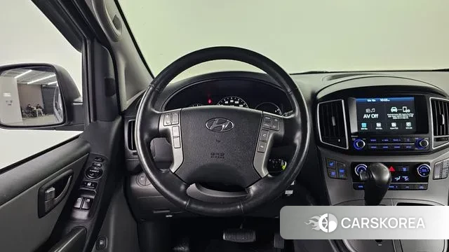 Hyundai The New Grand Starex 2020 Серебристо-серый из Кореи, фото 3