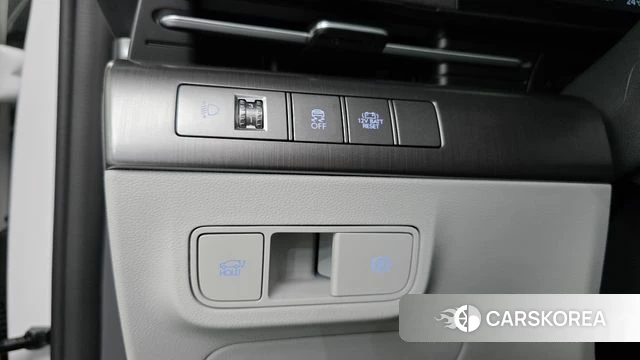 Hyundai Kona Hybrid (SX2) 2023 Белый из Кореи, фото 3