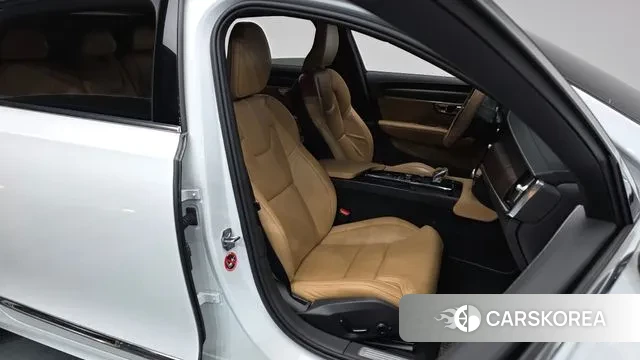 Volvo S90 2021 Белый из Кореи, фото 3