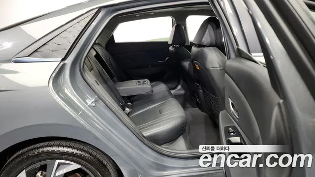 Hyundai The New Avante (CN7) 2023 Серый из Кореи, фото 3