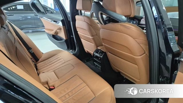 BMW 5 Series (G30) 2021 Черный из Кореи, фото 3