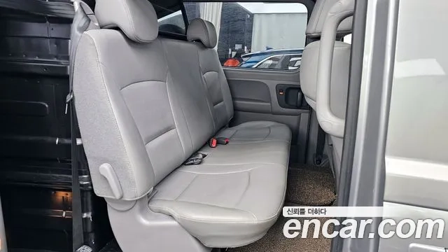 Hyundai The New Grand Starex 2019 Серебристо-серый из Кореи, фото 3