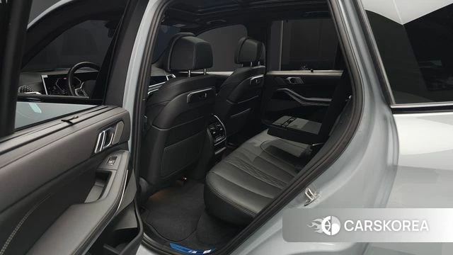 BMW X5 (G05) 2025 Серебристо-серый из Кореи, фото 3