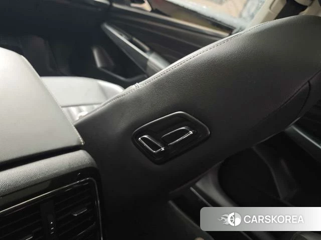 Volkswagen Passat 2023 Черный из Китая, фото 3