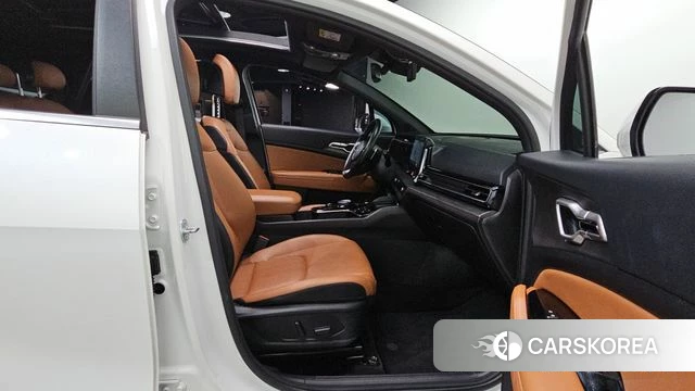 Kia Sportage 5th Generation 2023 Белый из Кореи, фото 3
