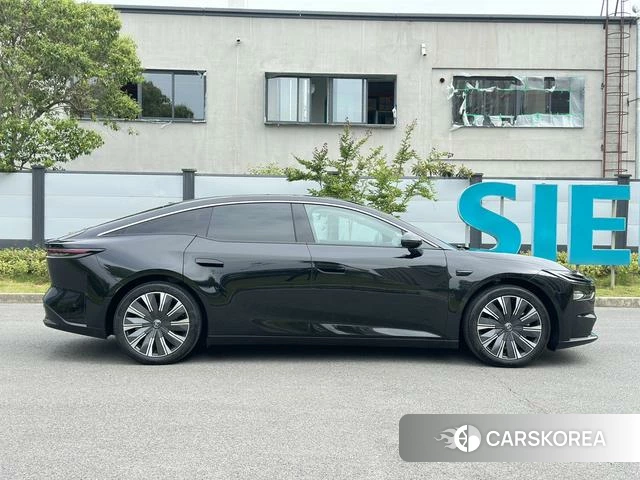 Toyota Platinum Wisdom 7 2026 Черный из Китая, фото 3