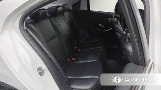 Mercedes-Benz C-Class W205 2018 Белый из Кореи, фото 3