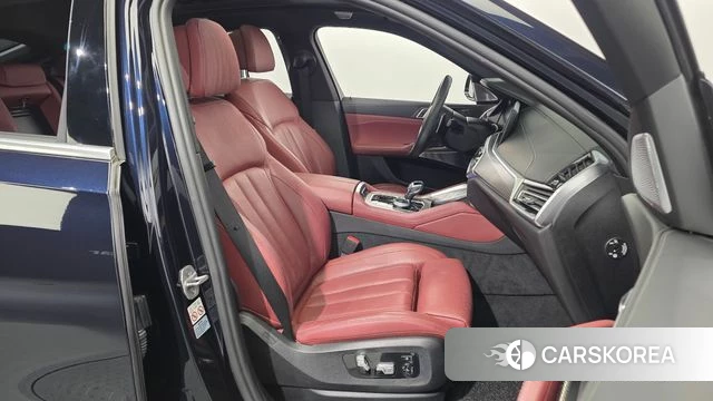 BMW X6 (G06) 2021 Черный из Кореи, фото 3