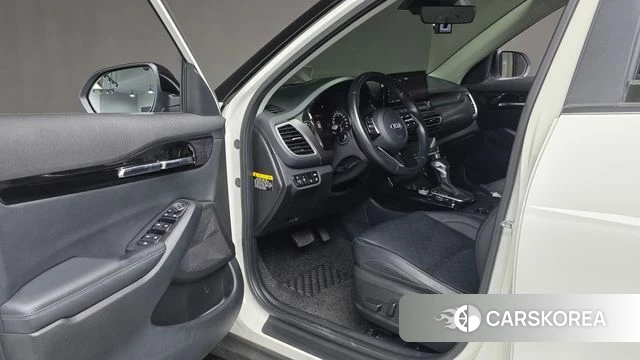 Kia Seltos 2019 Белый из Кореи, фото 3