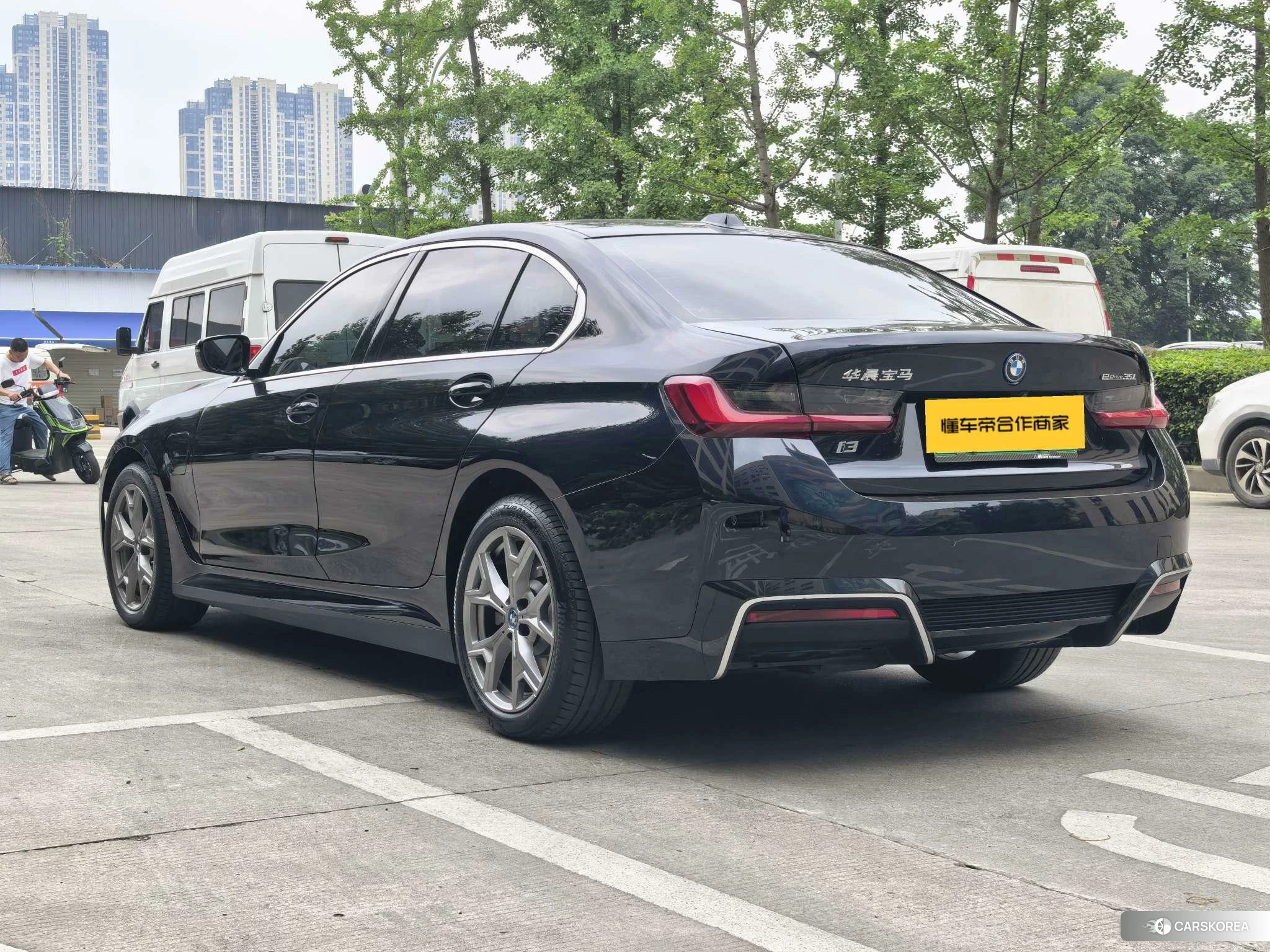 BMW i3 2023 Черный из Китая, фото 3