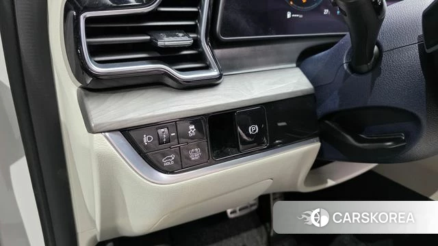 Kia Sportage 5th Generation Hybrid 2024 Белый из Кореи, фото 3