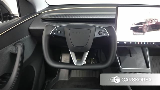 Tesla Model Y 2025 Черный из Кореи, фото 3