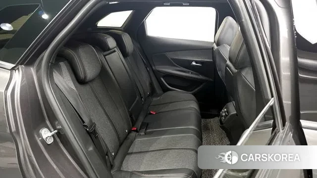 Peugeot 3008 second generation 2018 Серый из Кореи, фото 3