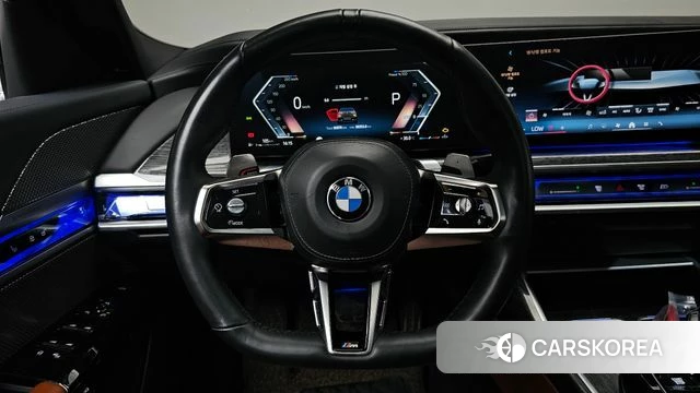 BMW 7 Series (G70) 2023 Серебристо-серый из Кореи, фото 3