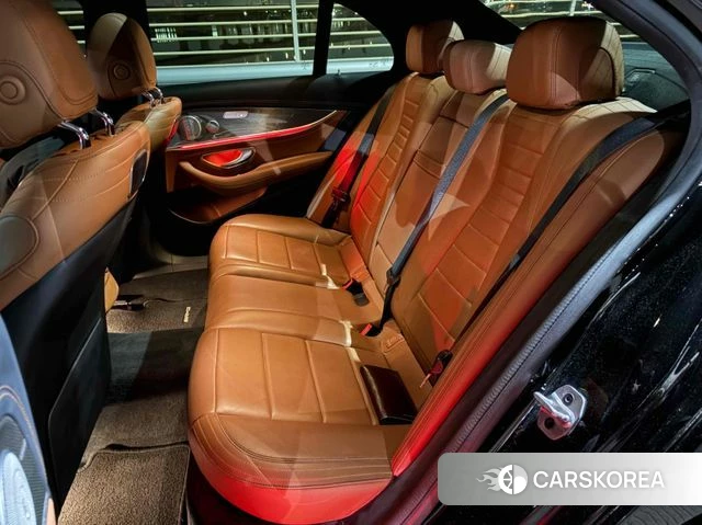 Mercedes-Benz E-Class W213 2019 Черный из Кореи, фото 3