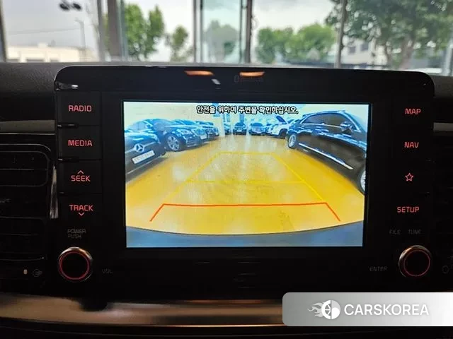 Kia Stonic 2018 Белый из Кореи, фото 3