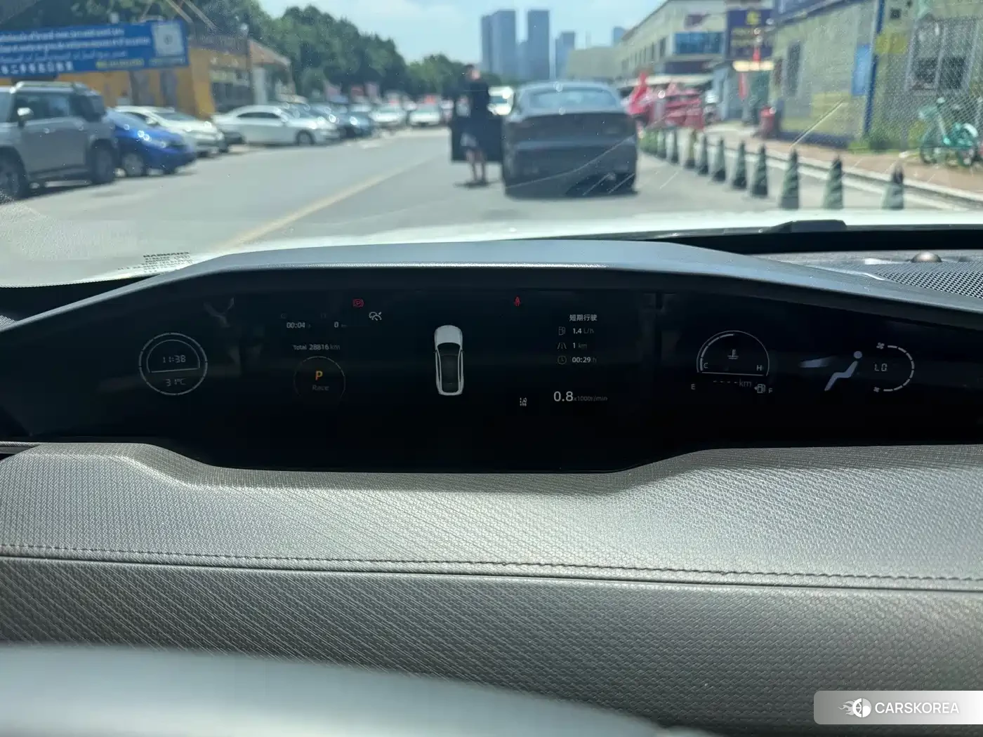 Chang'an UNI-V 2023 Белый из Китая, фото 3