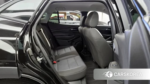 Chevrolet (GM Daewoo) Trax Crossover 2024 Черный из Кореи, фото 3