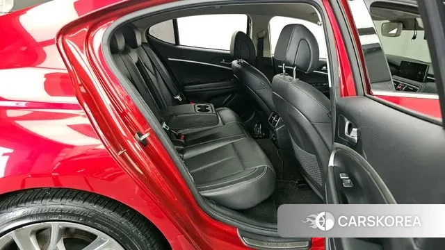 Genesis The New G70 2022 Красный из Кореи, фото 3