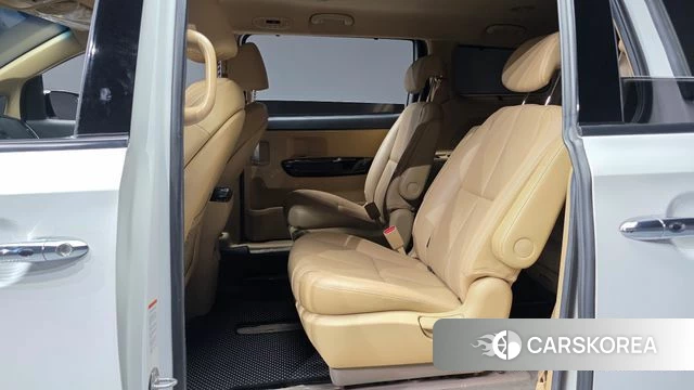 Kia The New Carnival 2019 Белый из Кореи, фото 3