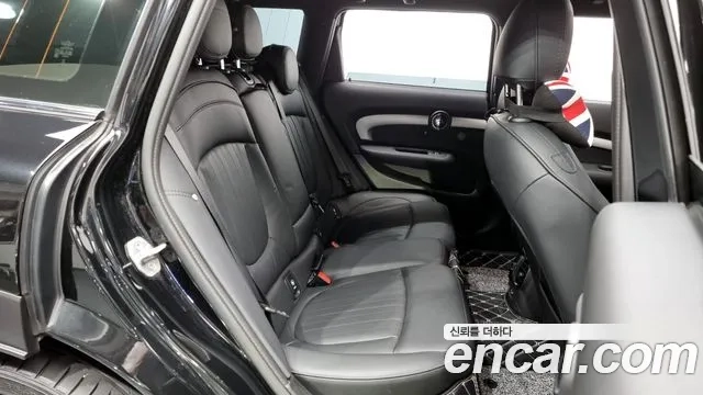 Mini Cooper S Clubman 2022 Черный из Кореи, фото 3