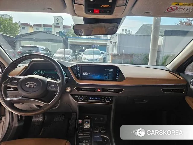 Hyundai Sonata (DN8) 2022 Серебряный из Кореи, фото 3