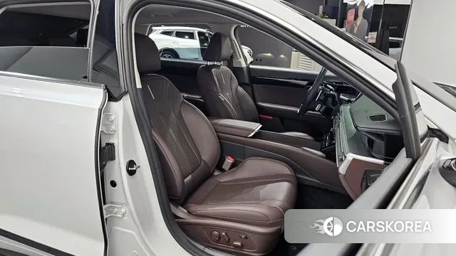 Hyundai Grandeur (GN7) 2023 Белый из Кореи, фото 3