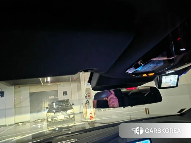BMW 7 Series (G70) 2025 Черный из Кореи, фото 3
