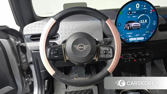 Mini Cooper S 4th Generation 2024 Серебристо-серый из Кореи, фото 3