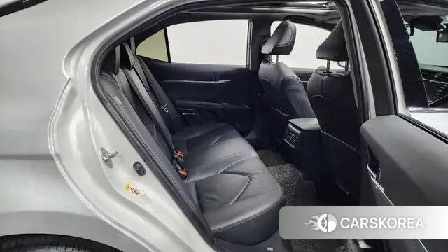 Toyota Camry (XV70) 2018 Белый из Кореи, фото 3