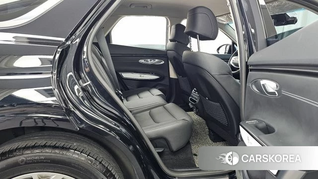 Genesis GV70 2021 Черный из Кореи, фото 3