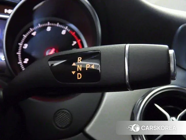 Mercedes-Benz GLA-Class X156 2019 Белый из Кореи, фото 3