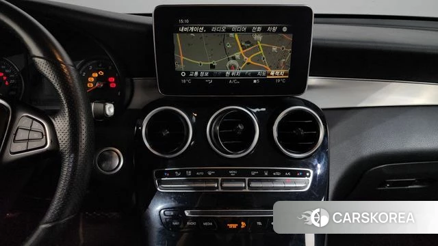 Mercedes-Benz GLC-Class X253 2018 Белый из Кореи, фото 3
