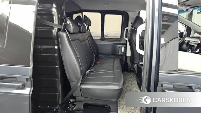 Hyundai Staria 2023 Серый из Кореи, фото 3