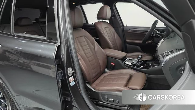 BMW X3 (G01) 2023 Серый из Кореи, фото 3