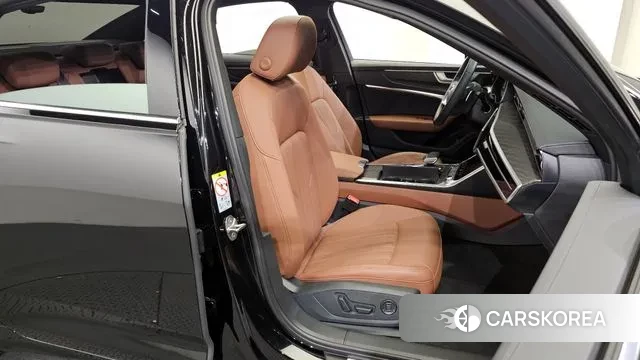 Audi A6 (C8) 2022 Черный из Кореи, фото 3